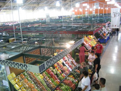 Giant organic market Giant organic market