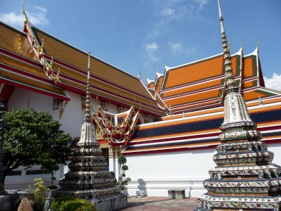 wat pho bangkok thailand Inside the complex